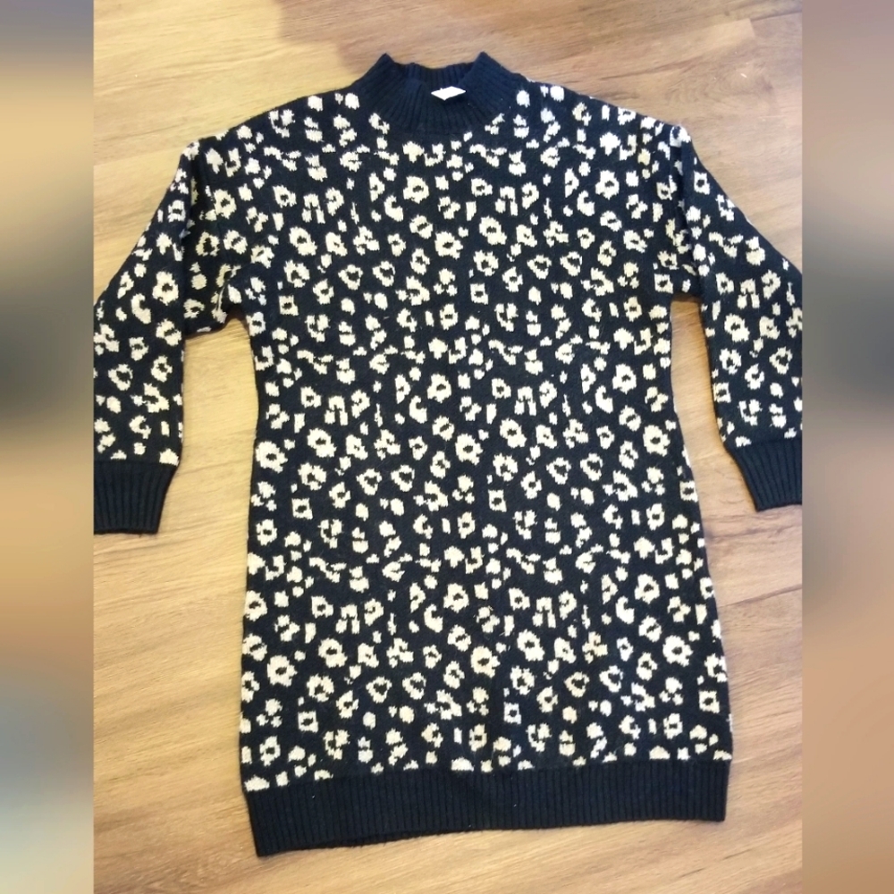 NWT Old Navy Leopard sweater dress